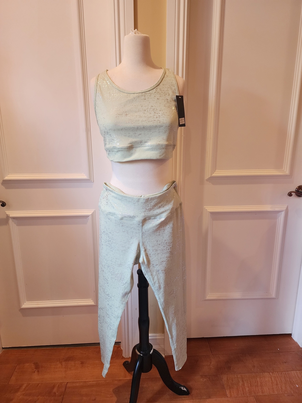 Crop Tank and High-Waist Leggings Set - Light Mint